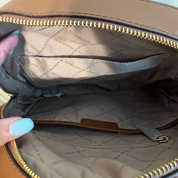 MK Backpack - Picture 6 of 8